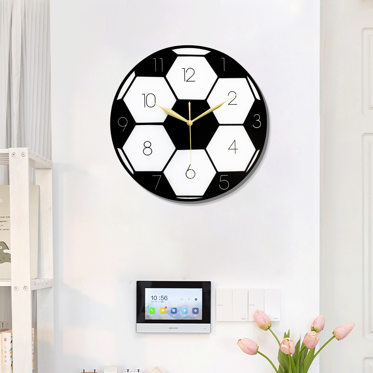 Football Creative Acrylic Wall Clock for Party Restaurant Ktv Family Living Room Bedroom Office Decorations Mute