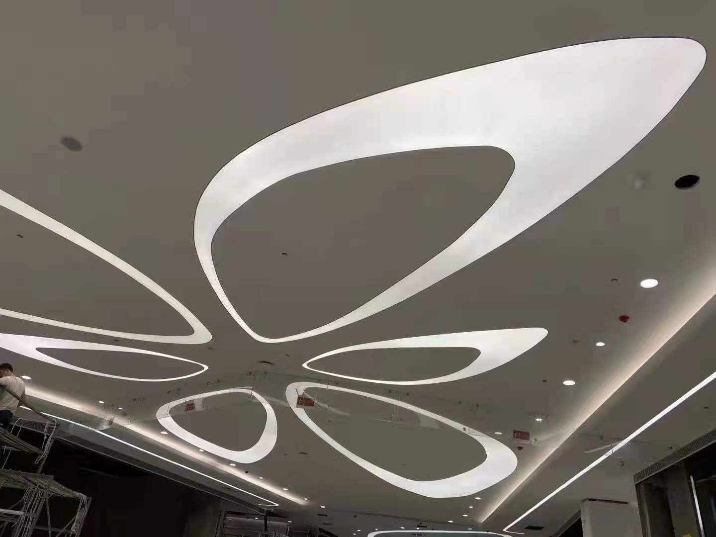 天花吊顶软膜简约风防水透光灯布灯膜uv高清打印装饰装修设计