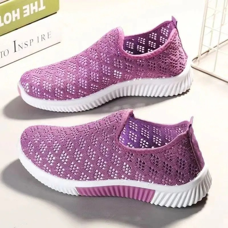 Old Beijing Cloth Shoes Women's New Sports and Leisure Mesh Surface Shoes Women's Shoes for the Elderly Older Mom Shoes Spring and Autumn Breathable One Pedal