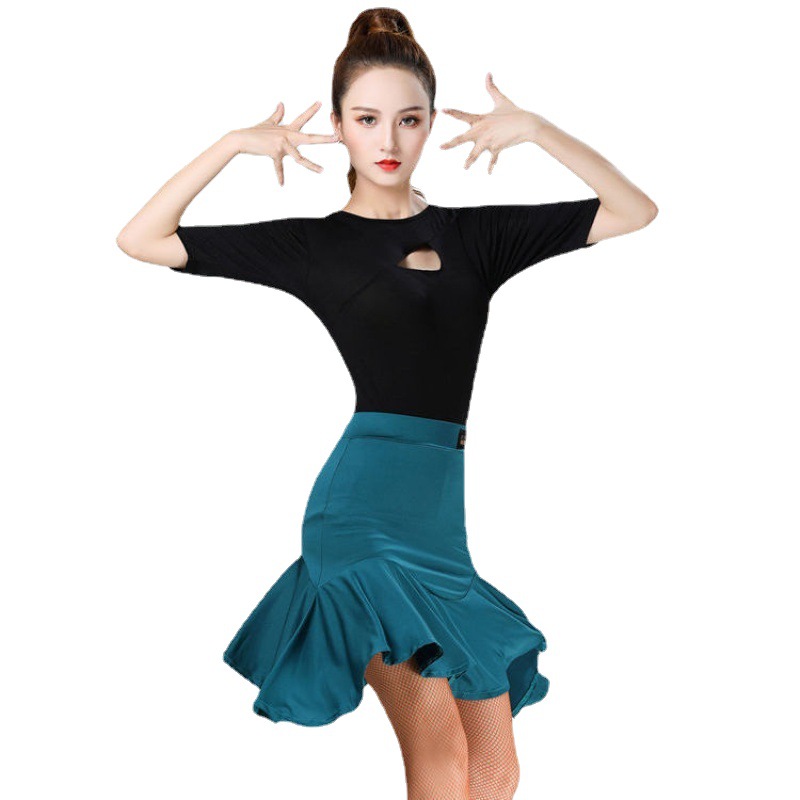 拉丁舞蹈服新款舞裙女成年半身裙跳舞演出裙子专业舞蹈表演练功服