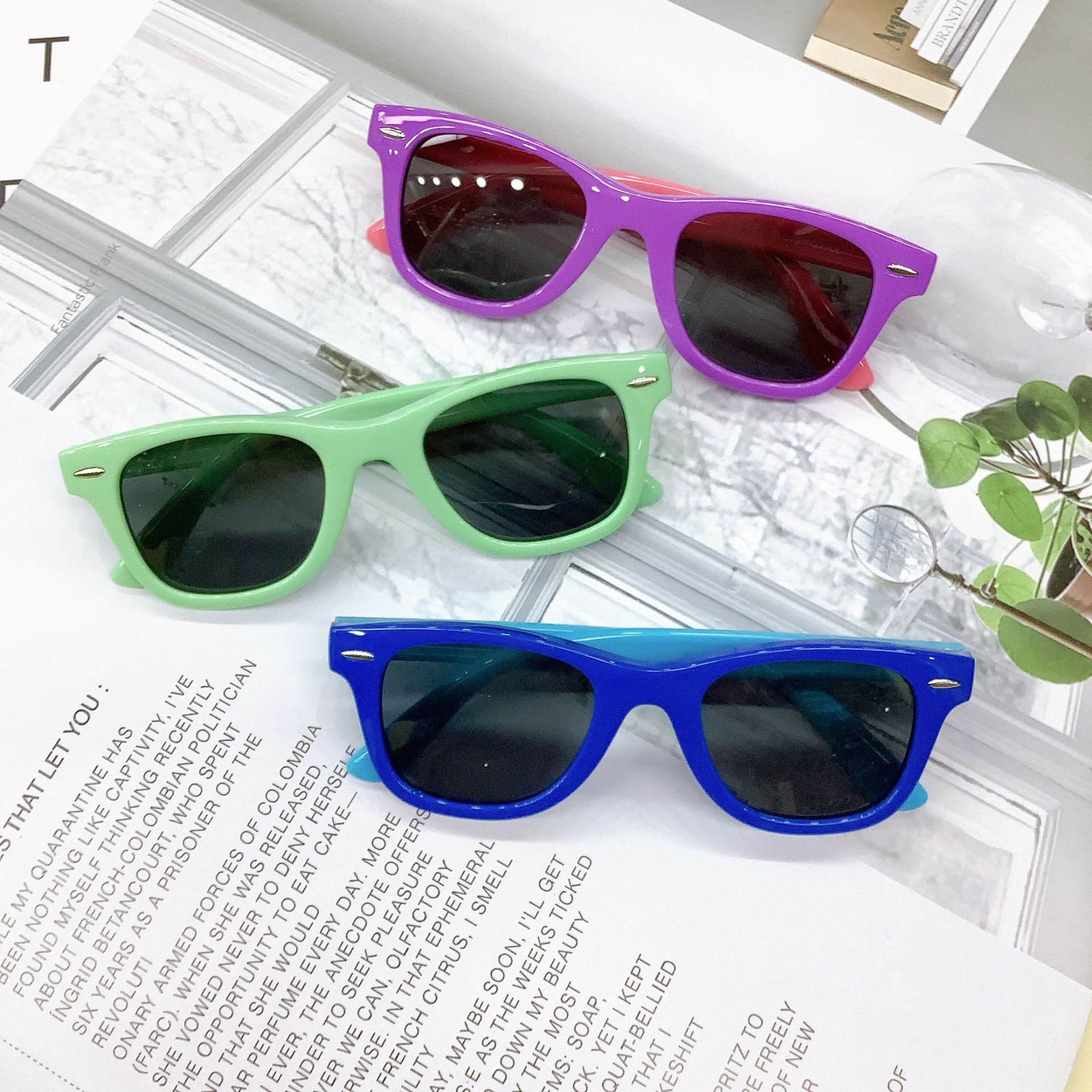 Fashion Kids Sunglasses Silicone Soft Frame Polarized Kids' Sunglasses Travel Anti-Glare Eye Protection UV Protection Sunglasses