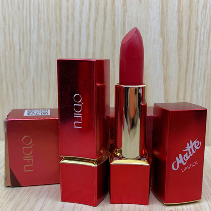 绝色持久哑光口红雾面丝绒女士保湿防水不易脱色学生咬唇妆