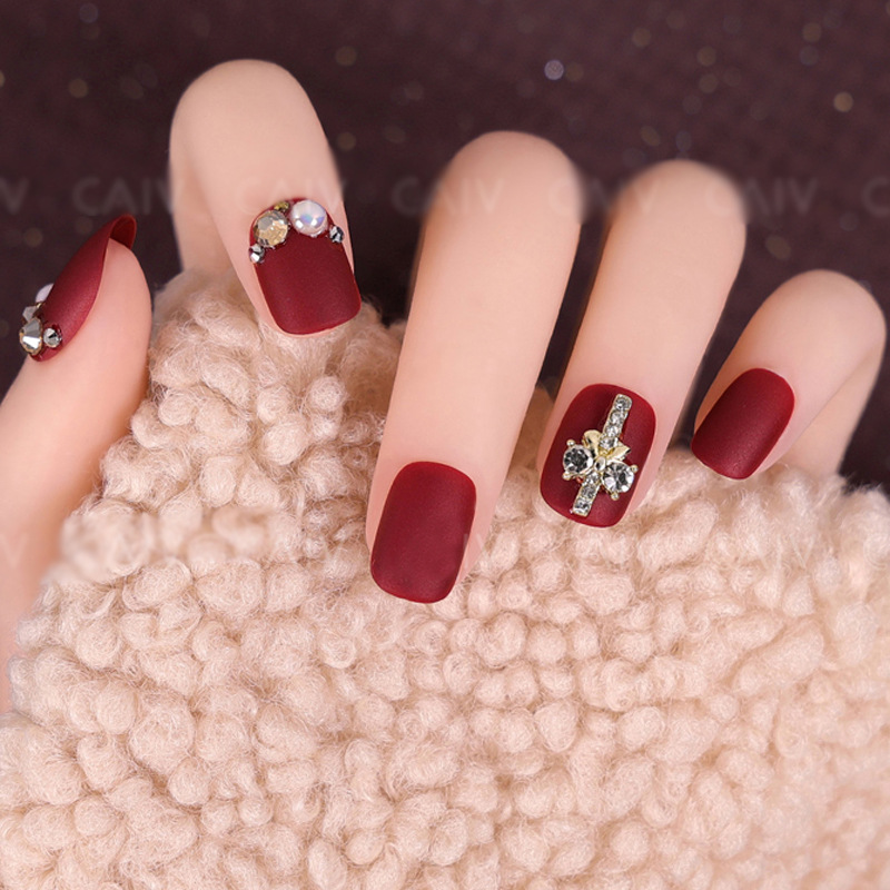 手工光疗穿戴甲片磨砂酒红珍珠闪钻美甲贴片新娘显白短假指甲成品