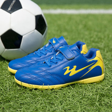 双星足球鞋,儿童节孩子幼儿园足球活动买了一双,就穿了一次.