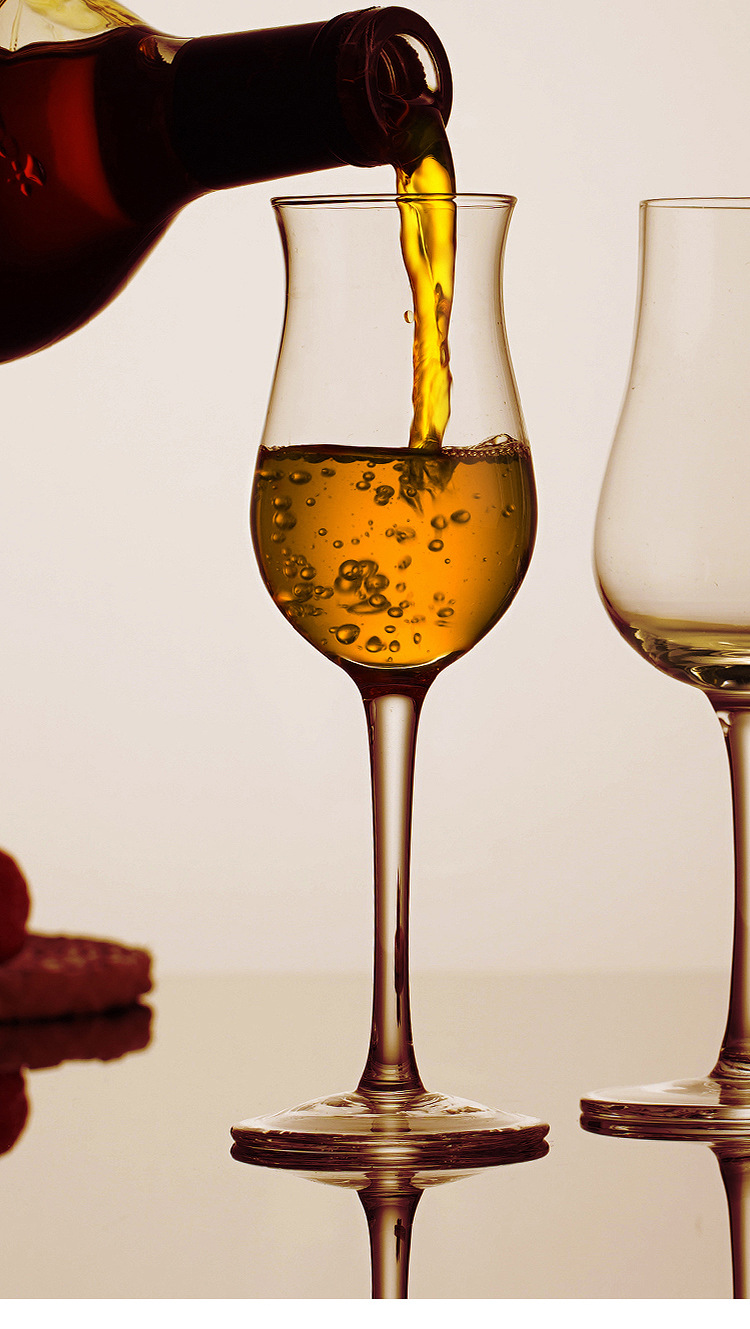 郁金香甜酒杯无铅玻璃试酒杯威士忌闻香杯冰酒杯高脚洋酒杯烈酒杯