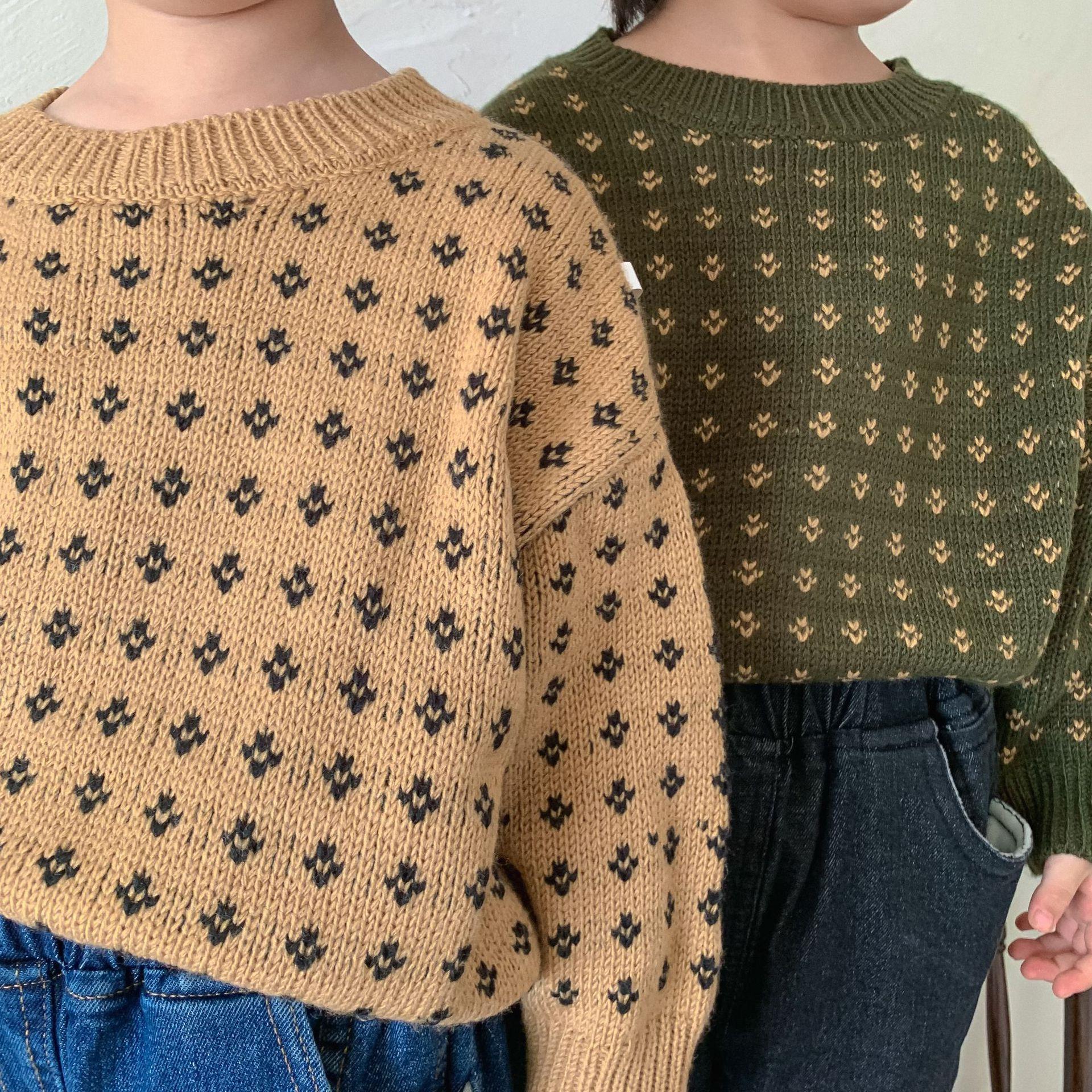 21儿童新款秋冬季新款复古花纹毛衣男女童宝宝文艺套头毛线衣上衣