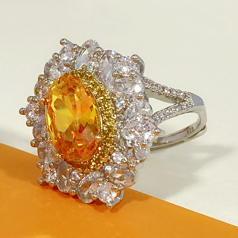 快手抖音直播热卖浓郁大鸽子蛋黄锆石戒指 镶阿斯切黄钻彩宝戒指