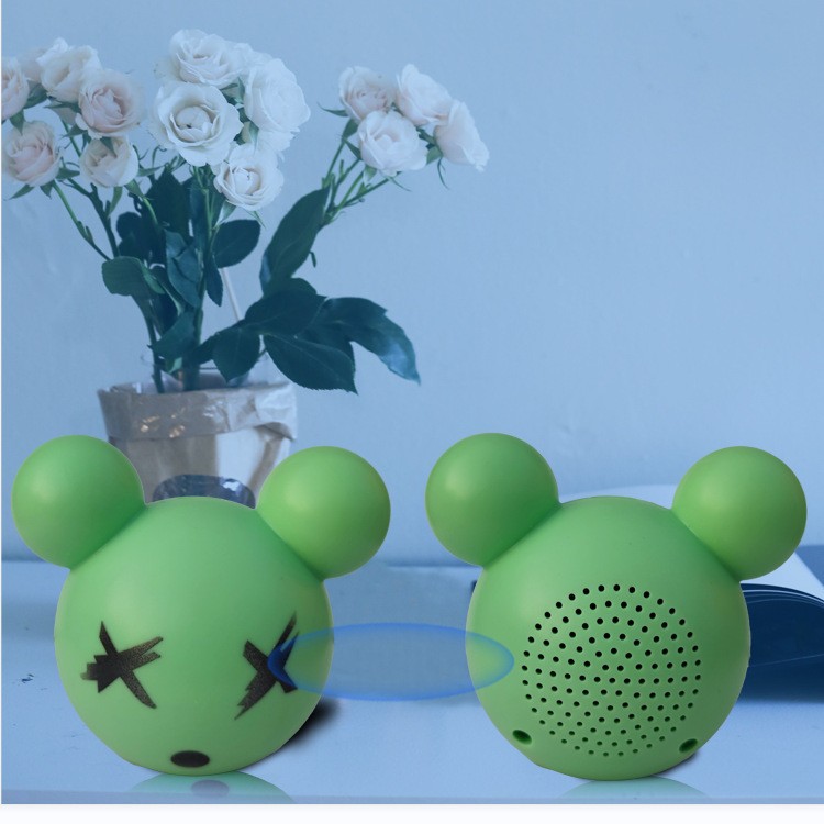 New Mini Bear Head Cartoon Bluetooth Speaker USB Charging Household Outdoor Portable TWS Wireless Mini Bluetooth Speaker