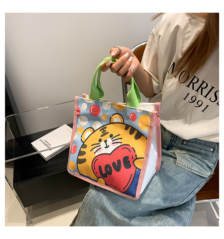 Cute Cartoon Portable Small Square Bag 2023 New Popular One Shoulder Bag Mom Bag Lunch Bag Student Cram School Bag