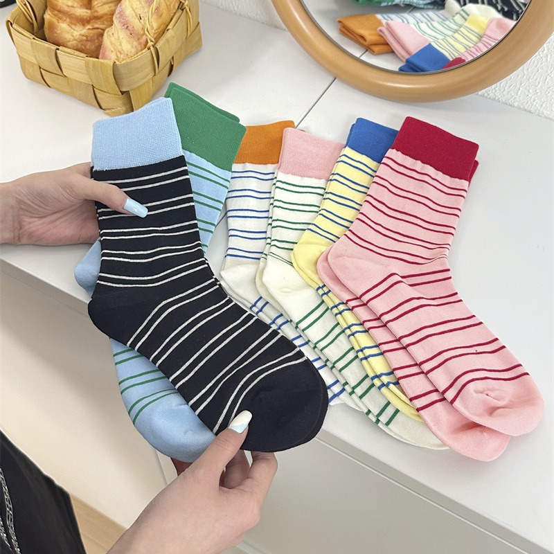 Women's Socks Spring and Autumn Outer Wear Contrast Color Stripes Women's Mid Tube Stockings Ins Trendy Japanese Color Matching Horizontal Stripes Women's Bunching Socks Cotton Socks