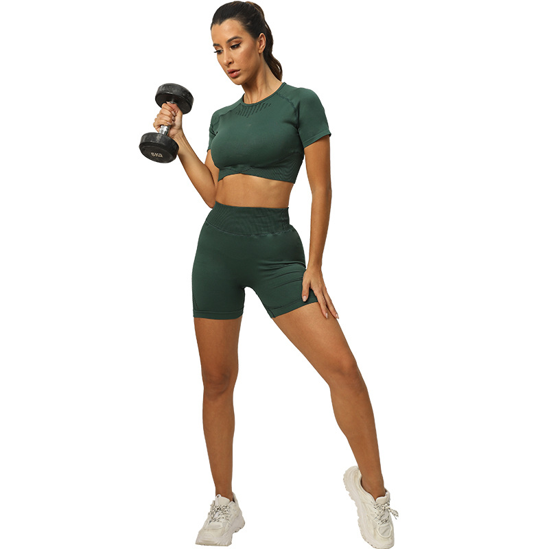 European and American Seamless Yoga Suit Women's 2023 Spring Summer New Short Sleeves Top Sports Skinny Running Workout Clothes