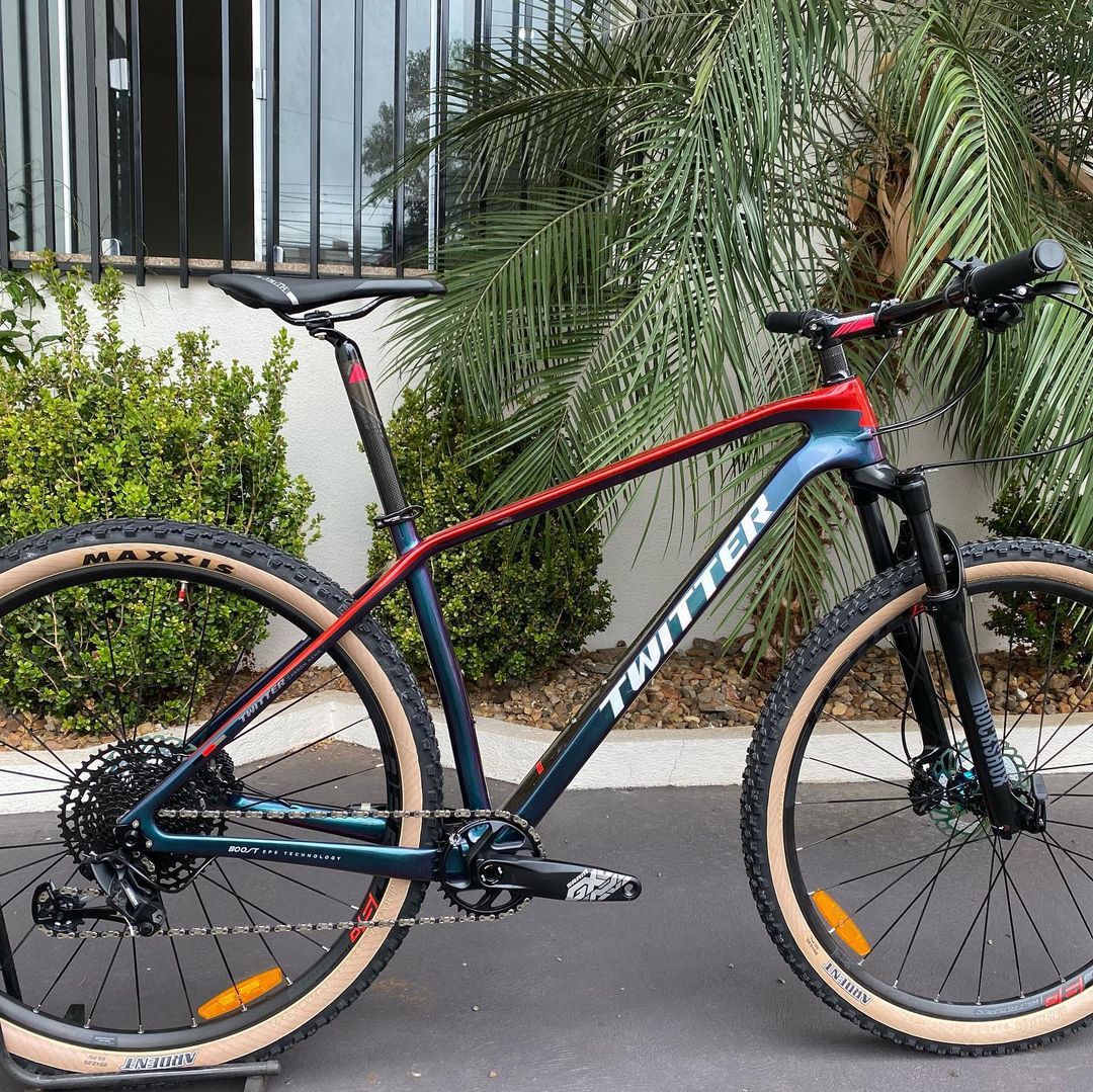 骓特warrior碳纤维山地车13变速xc越野148boost桶轴版自行车勇士