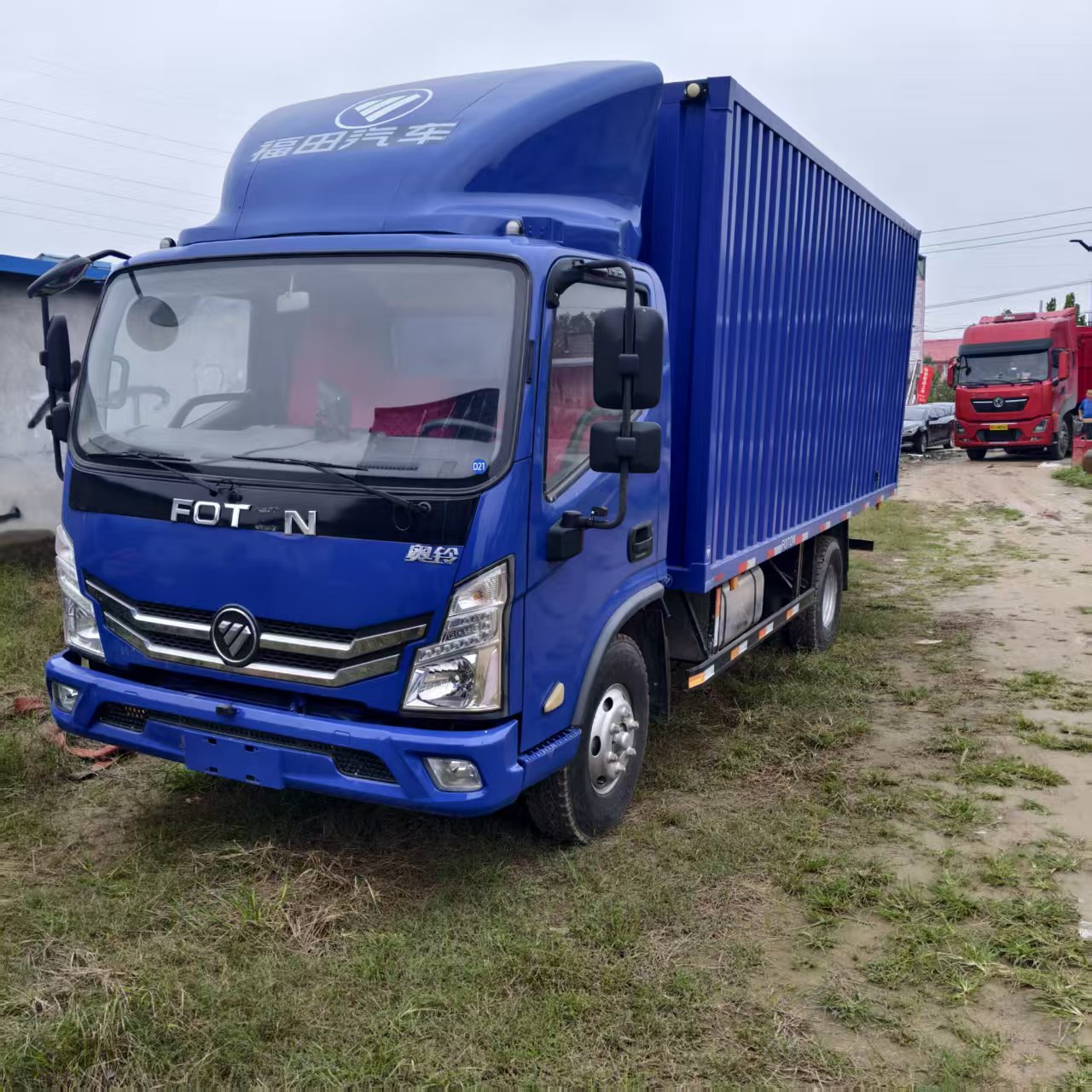 福田5米2厢货小货车 厢式载货冷藏保温车出口福田厢货运输车