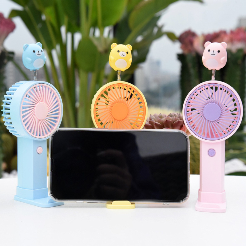 2023 New Cute Bear Mini Little Fan with Base USB Charging Children Handheld the Hokey Pokey Electric Fan