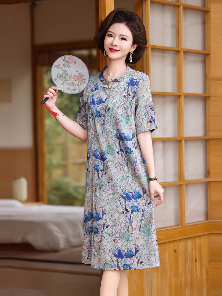 年轻妈妈连衣裙夏时尚中年妇女减龄雪纺夏装新款裙子40-50岁女装