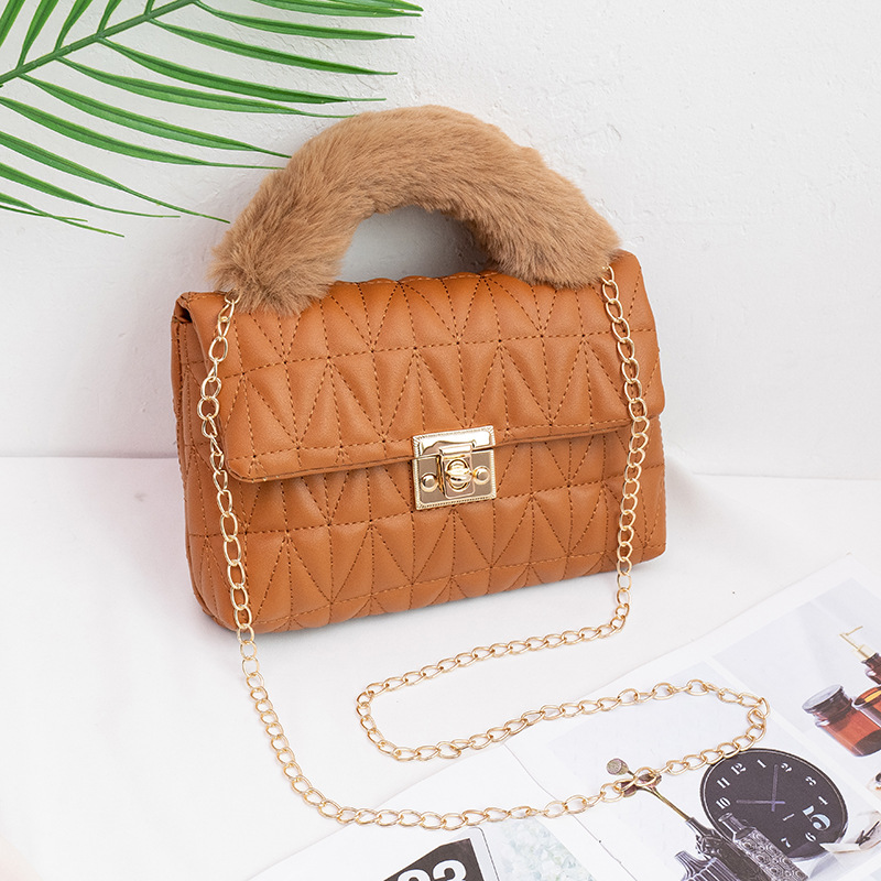 Sweet Cute Plush Hand-Carrying Bag Fashion Rhombus Chain Shoulder Bag Personality Embroidered Crossbody Bag Mini Phone Bag