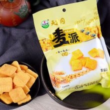 麦派休闲膨化零食30g*10袋休闲膨化儿时怀旧食品批发工厂一件批发