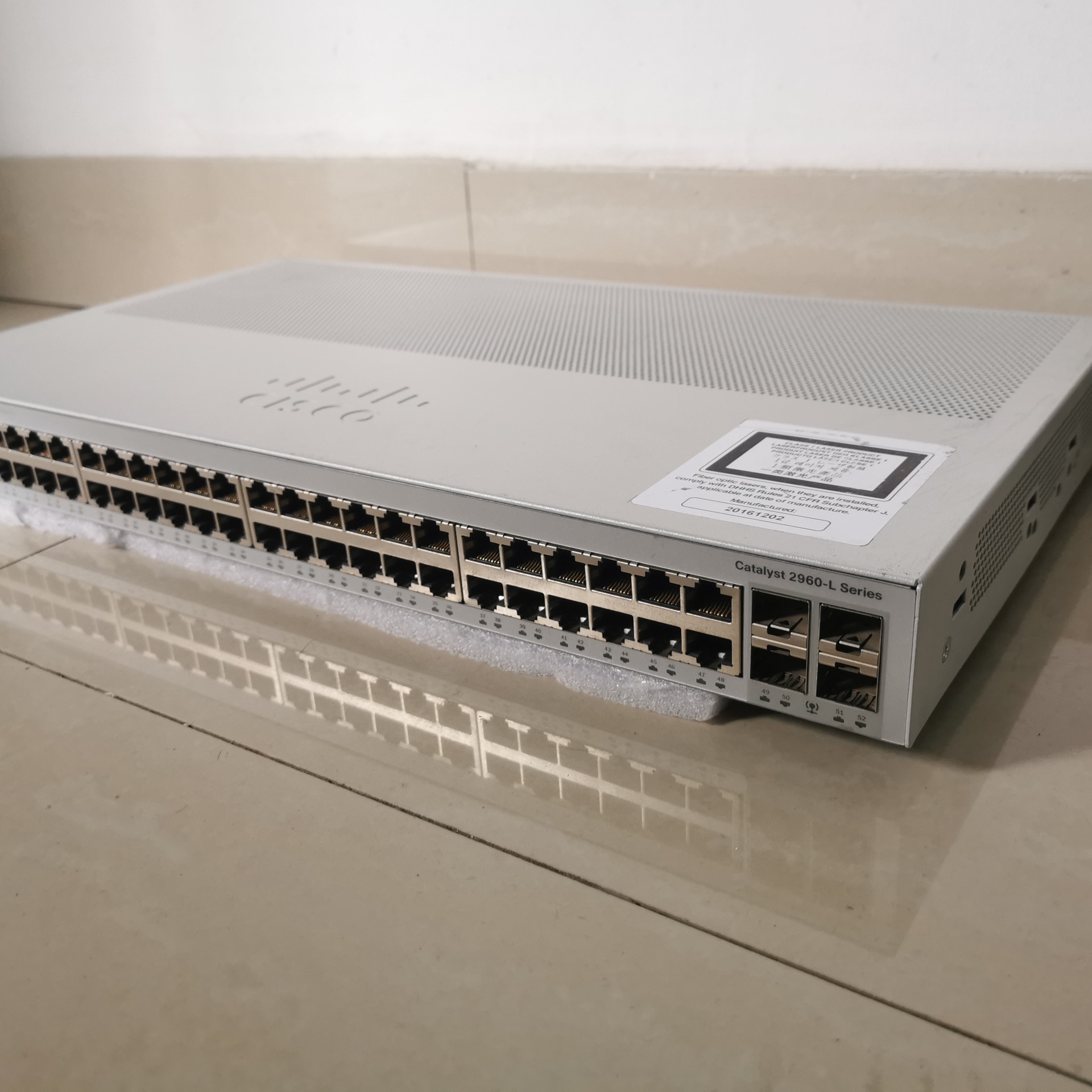 cisco思科 ws-c2960l-48ts-ll 全千兆电口交换机4sfp光二手测试好