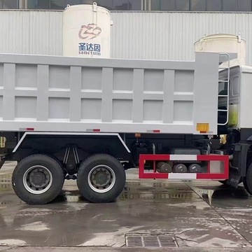 陕汽重卡前四后八渣土自卸车二手转让豪沃后八轮6x4工程自卸车