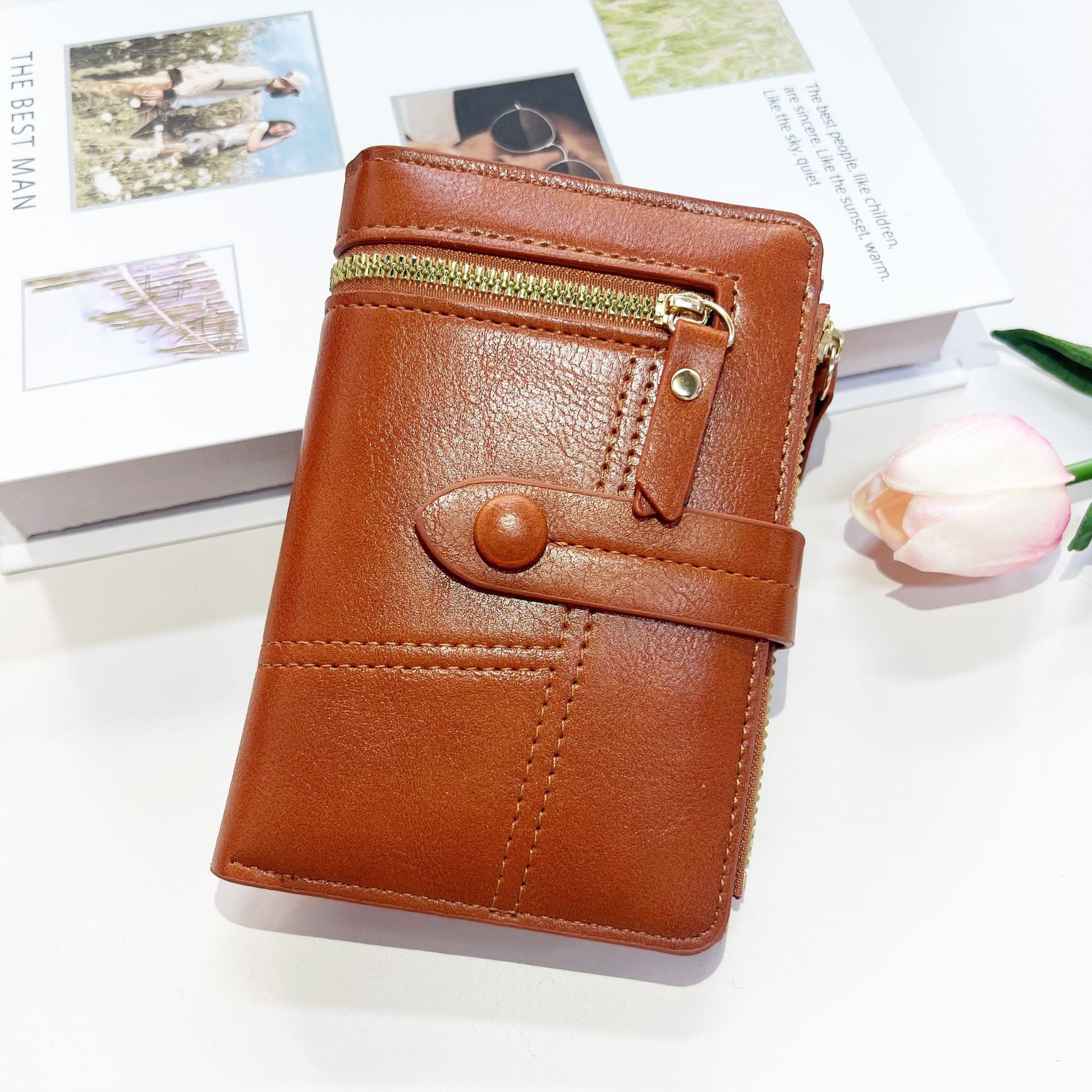 2023 New Women's Short Wallet Japanese Style Pu Leather Short Zipper Coin Purse Three-Fold Wallet in Stock Wholesale