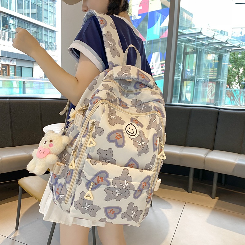 双肩包女2023新款可爱小熊印花包初高中生大容量韩版书包旅行背包