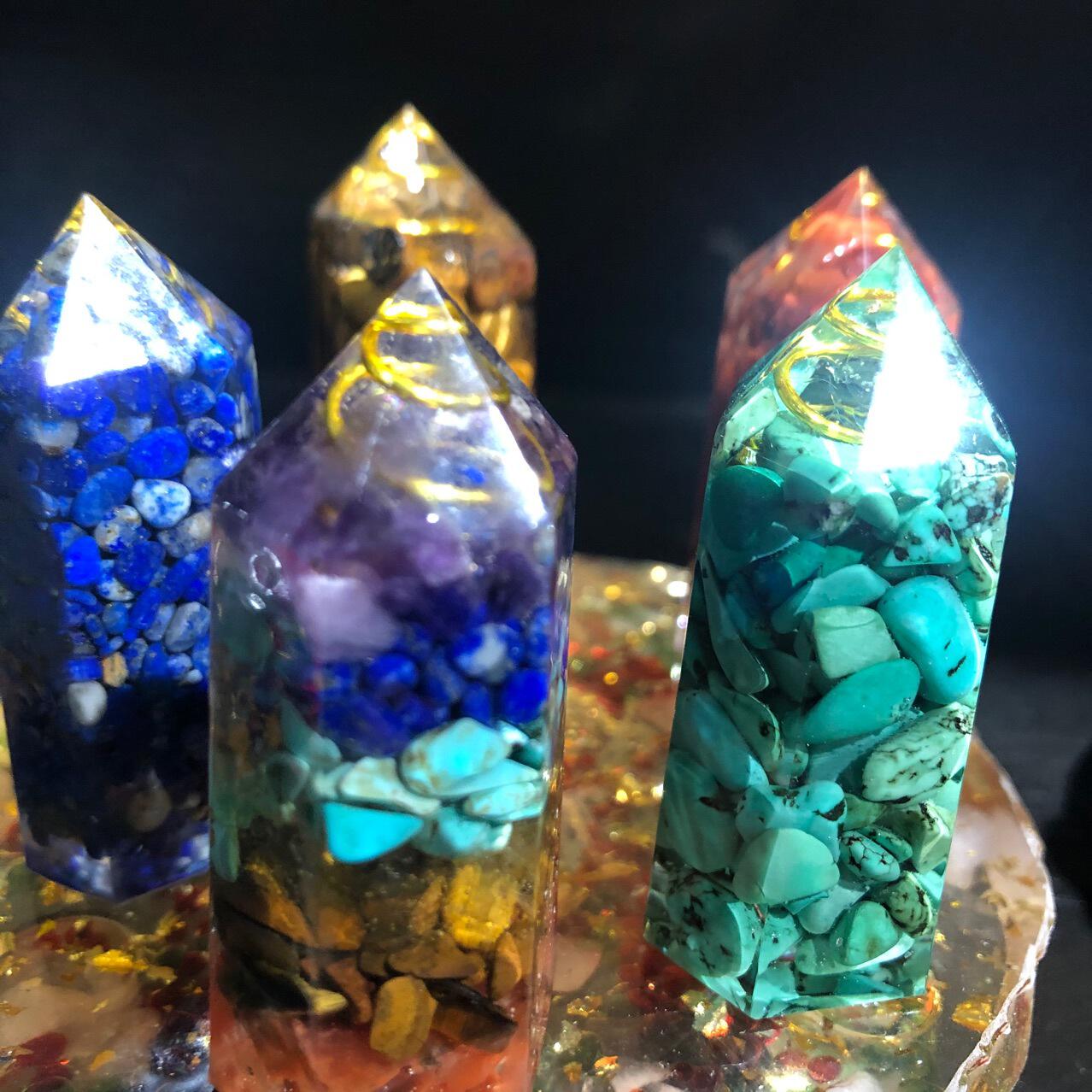 批发水晶工艺品摆件树脂水晶碎石柱单尖柱六棱柱装饰摆件