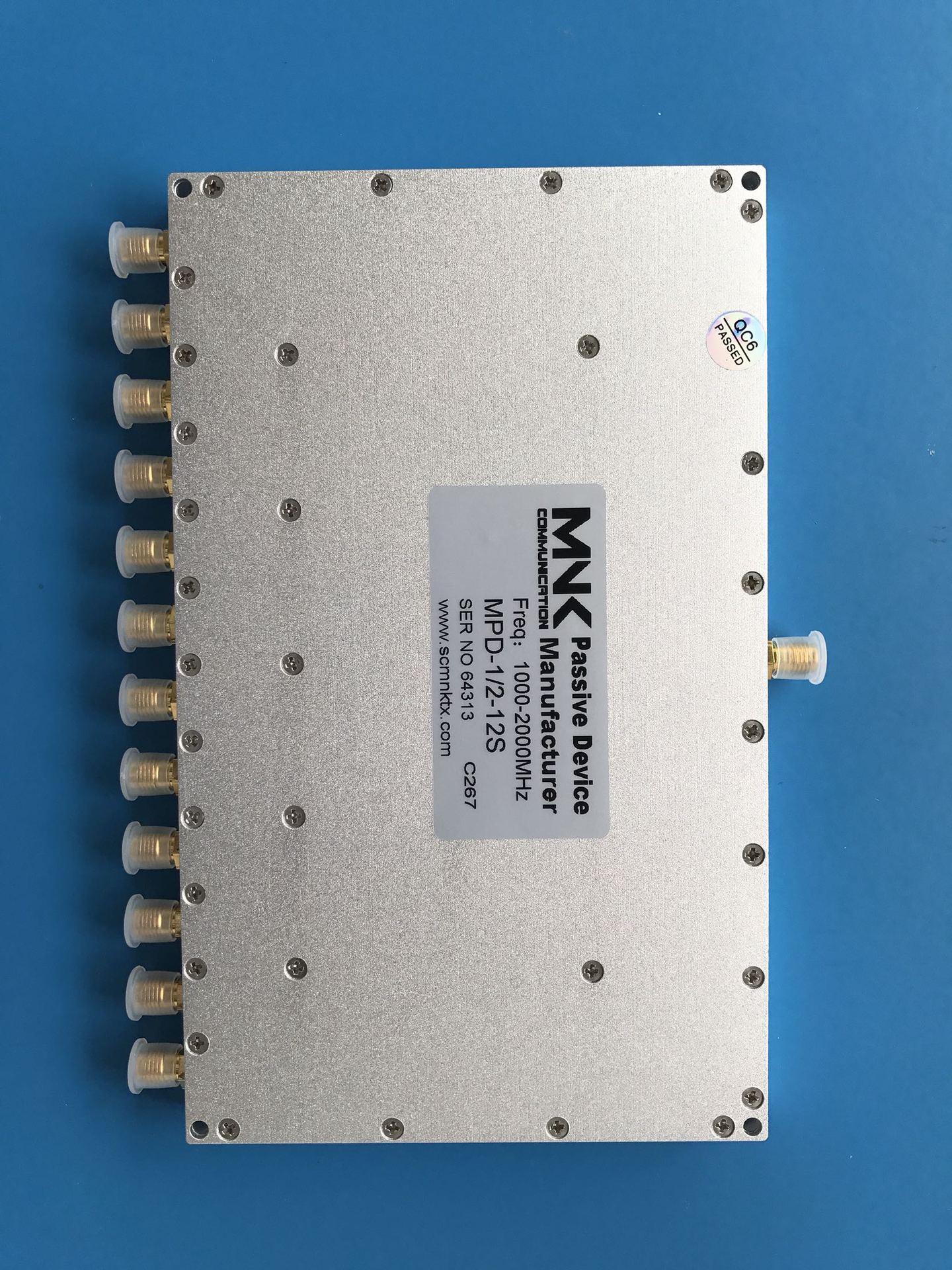 sma头1000-2000m微带十二路功分器gps一分十二路功率分配器1-2g