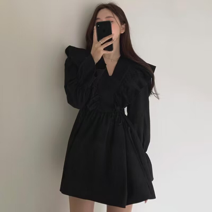 2023 New Early Autumn Retro Collar Cross Ruffled Tied Fitted Waist Flare-Sleeve Short Small Size Dress Fashion