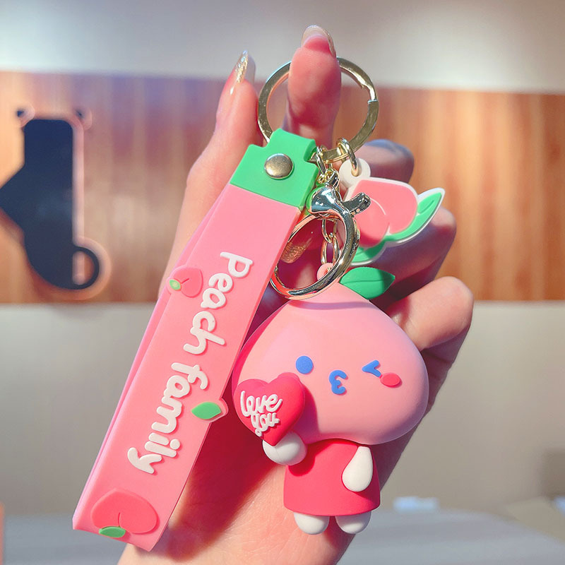 Original Cute Peach Family Keychain Cartoon PVC Epoxy Doll Bag Package Pendant Car Key Ring Wholesale