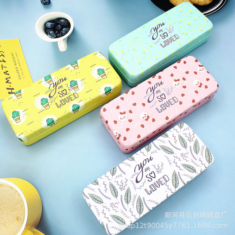 Large Frame Fashion Cartoon Fresh Glasses Case Student Small Floral Square Box Glasses Case Can Be Used as Word Myopia Glasses Case