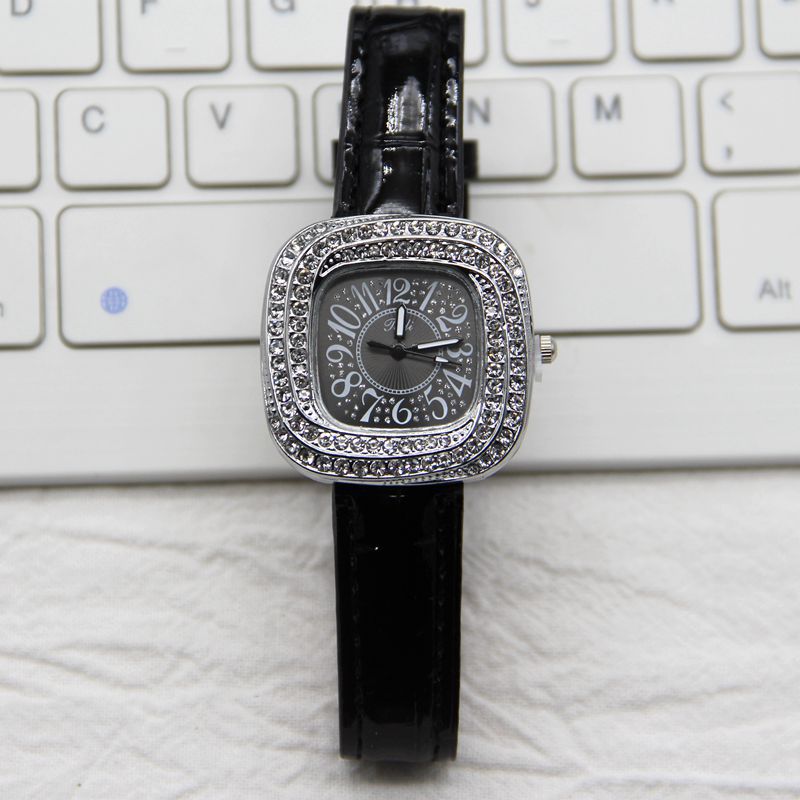 新款时尚方形满钻皮带女士手表 奢华镶钻1-12数字时装表 石英表