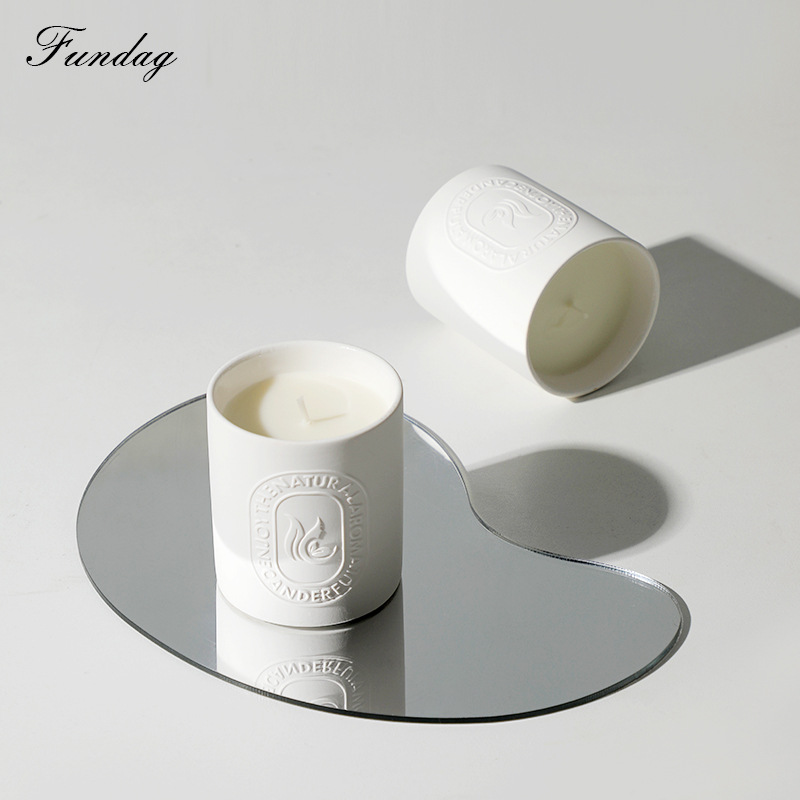 Aromatherapy Candle Wholesale Minimalist Relief Ceramic Cup Fragrance Bedroom Romantic Decoration Soy Wax Aromatherapy