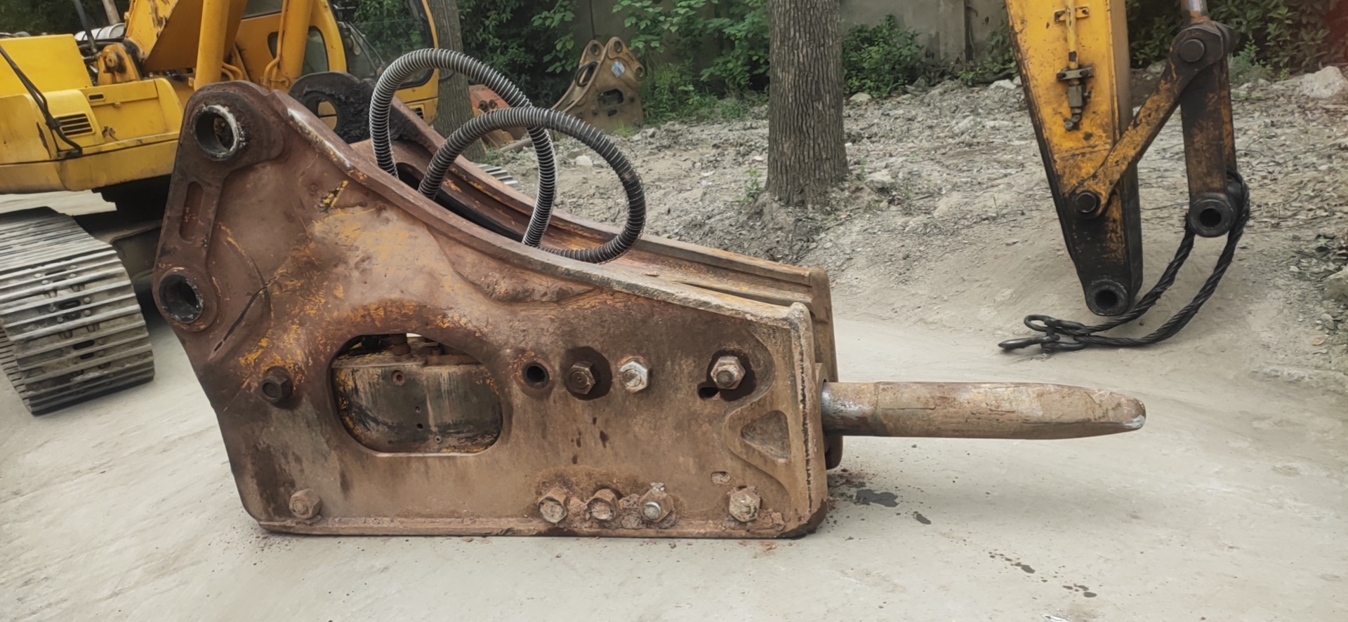 二手艾迪165破碎锤挖掘机炮头锤头整机很多很多锤33-37吨车用