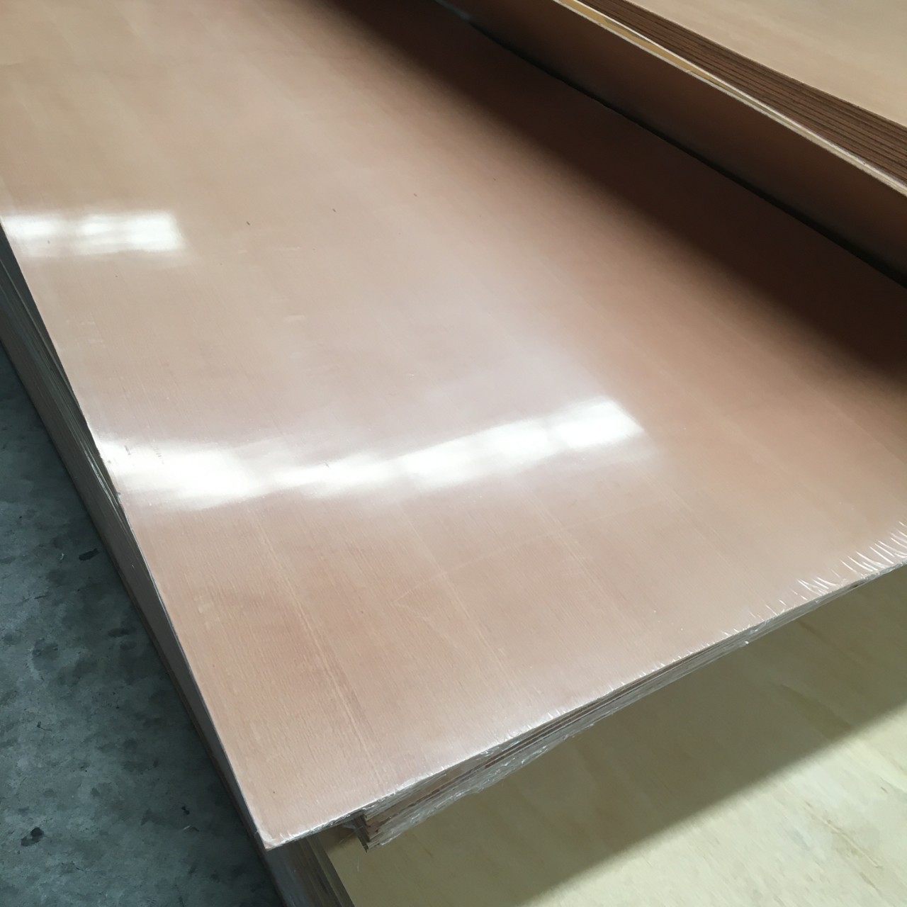 木饰面板 榉木饰面板红榉木饰面板5mm 9mm 15mm 18mm家具板胶合板