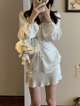 白色泡泡绉天丝套装女夏设计感小众气质长袖上衣短裙