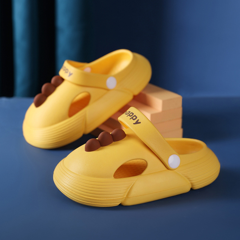 [Spot Delivery] Children's Hole Shoes Summer Non-Slip Children Sandals Boys and Girls Cute Slippers Summer