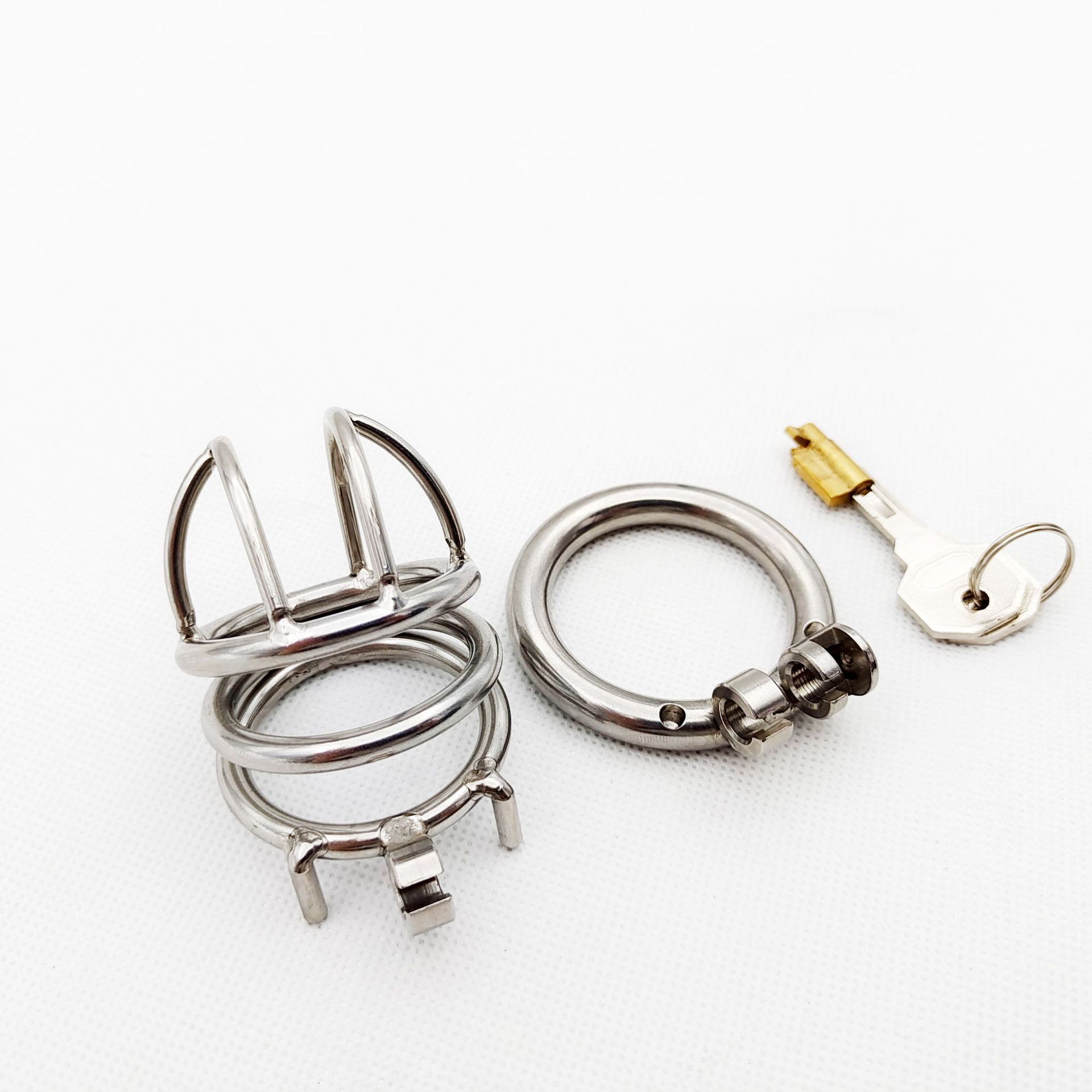 情趣用品男用成人金属不锈钢贞操锁男用sm器具用品阴茎束缚笼子