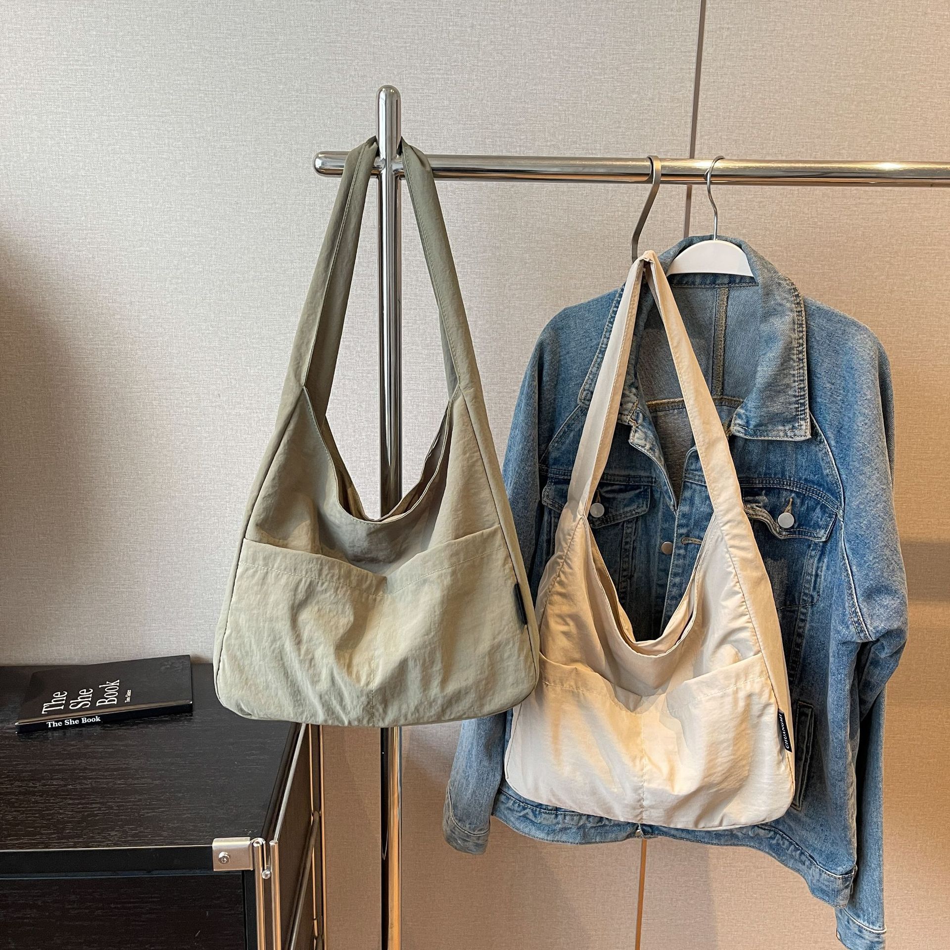 新款大容量帆布包女百搭简约复古纯色单肩包2024新款休闲通勤包女