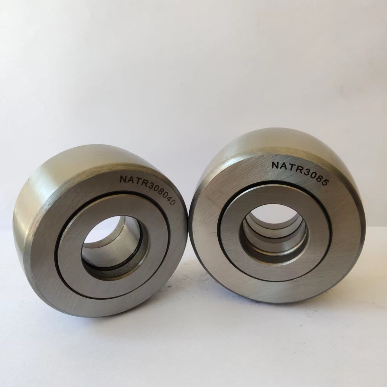 直供滚针支撑滚轮轴承natr3080     natr3085   外圆带弧