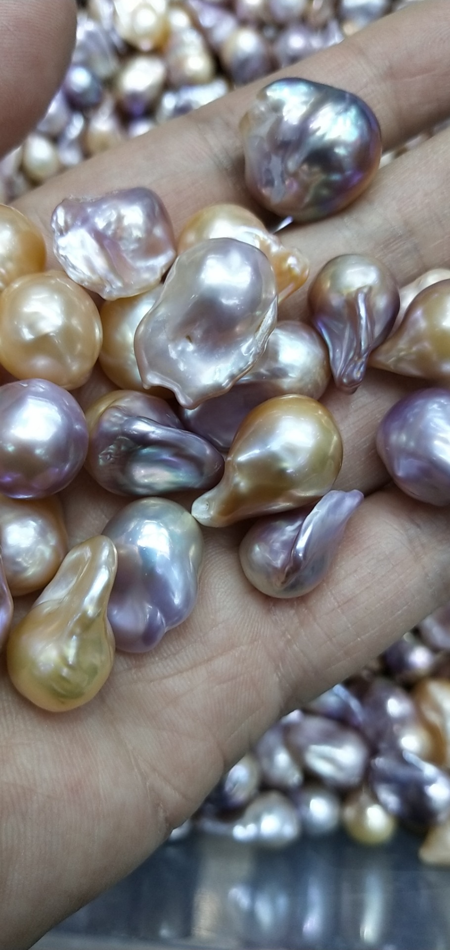 炫彩大巴巴洛克珍珠彩色珍珠颗粒粉色紫色天然色大巴直播