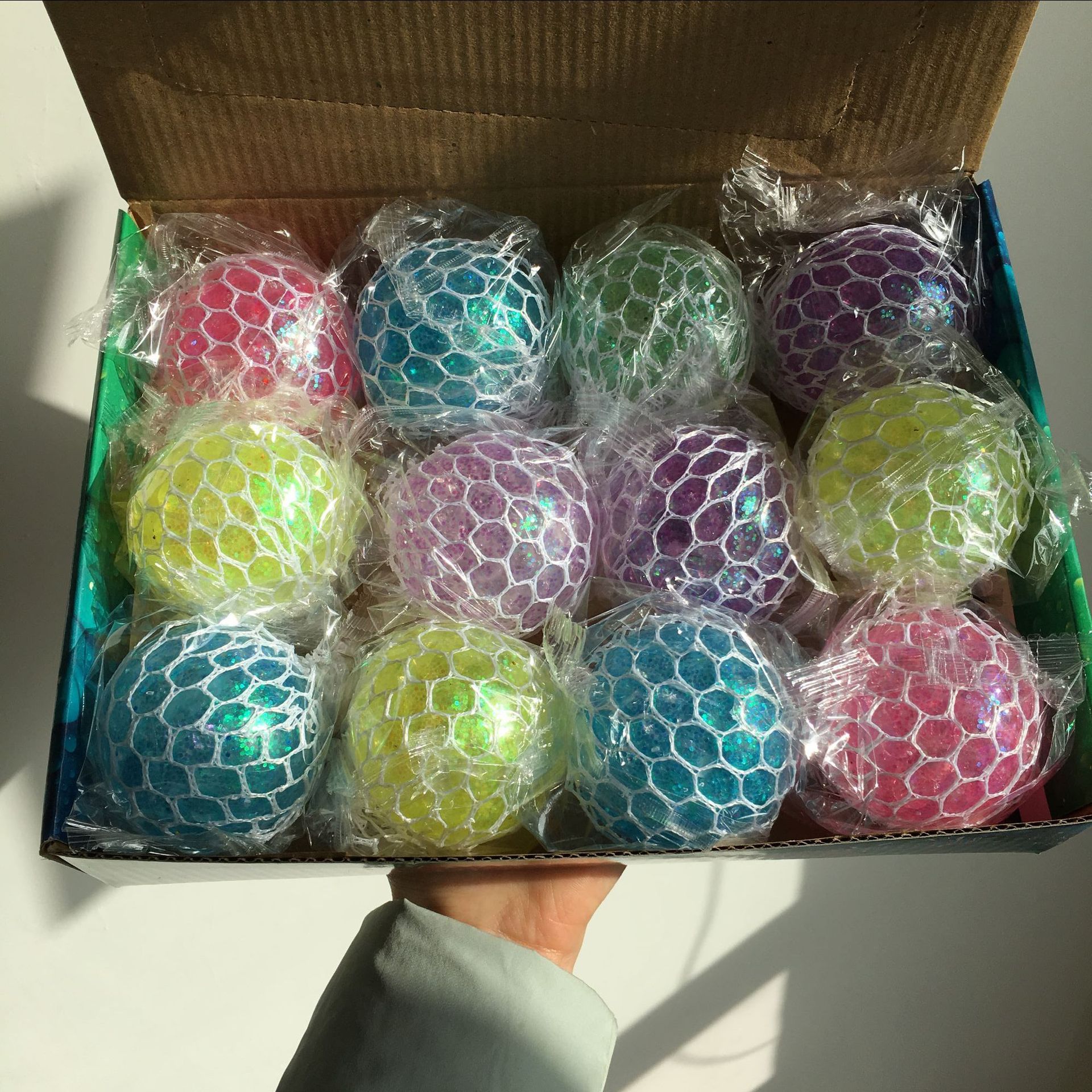 预售新款 夜光发泄球葡萄球减压球创意玩具 儿童玩具厂家批发