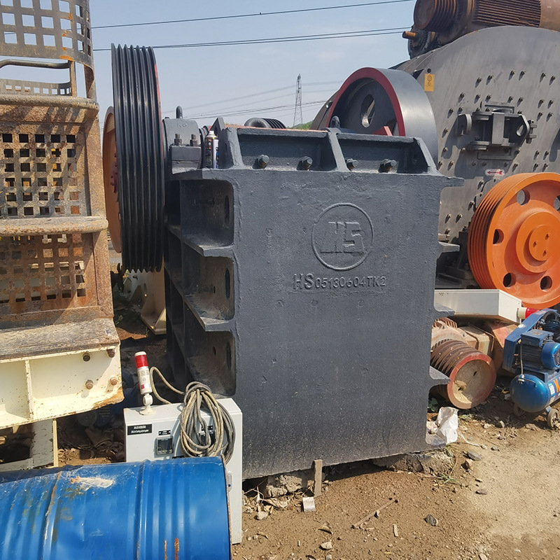 二手大型颚式破碎机69型铁矿石铸钢颚式破碎机二手粗鄂破大全