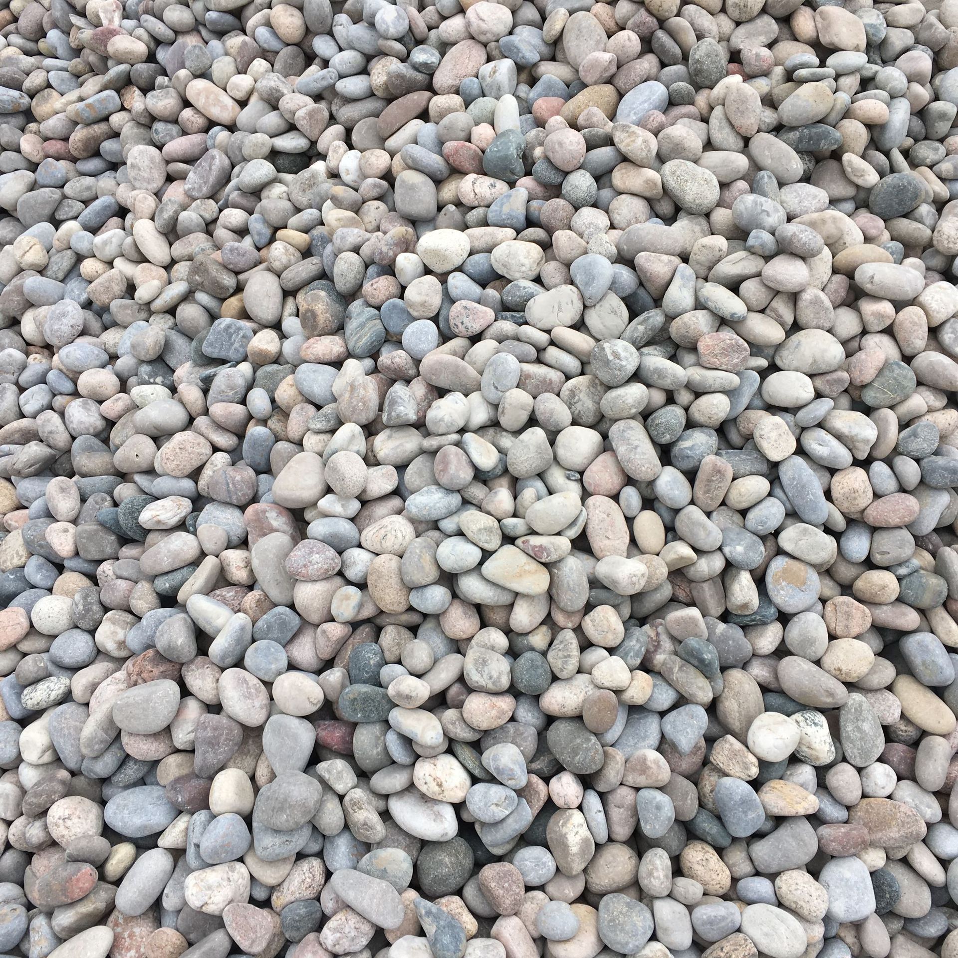 供应河卵石 变电站用鹅卵石 鹅卵石滤料 河滩石 抛光鹅卵石