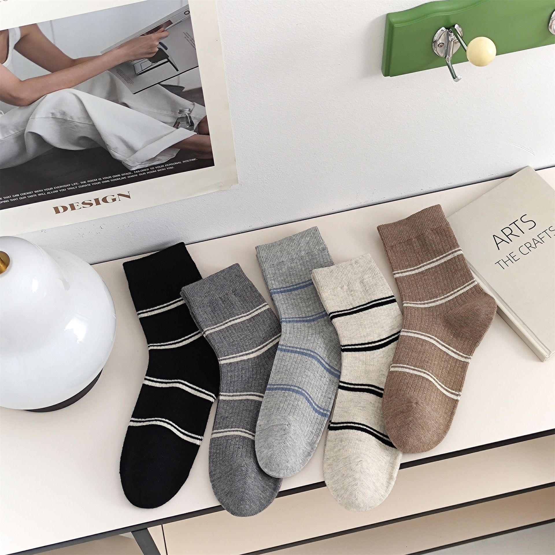 秋冬袜子女袜简约条纹暗抽条女士中筒袜ins潮中筒袜韩国袜子-阿里巴巴