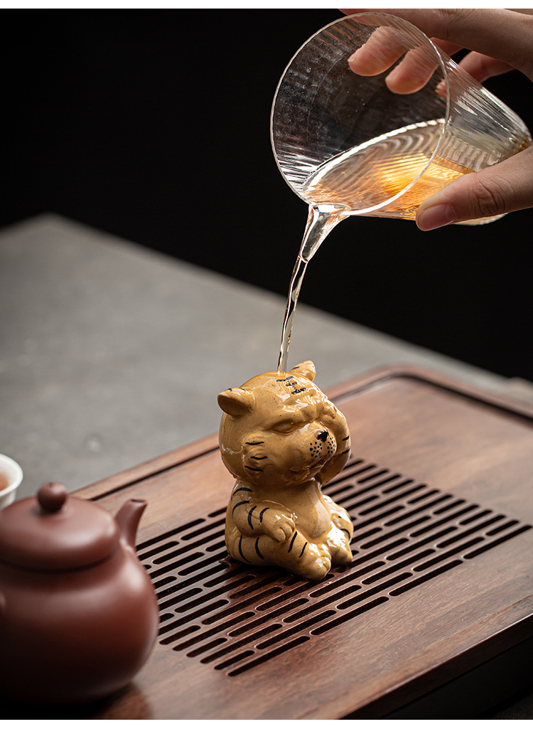 虎年吉祥物创意紫砂小萌虎茶宠摆件茶桌装饰品生肖虎公司年会礼品