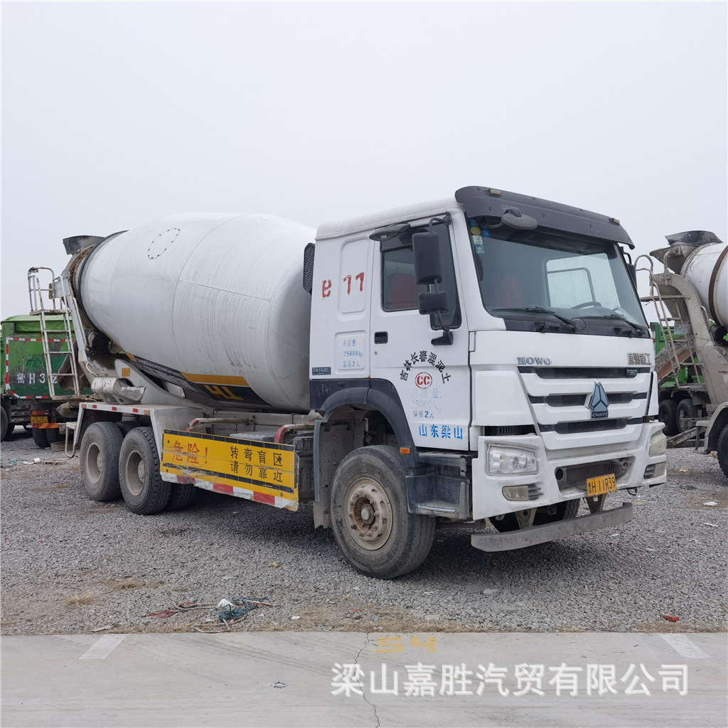 二手混凝土搅拌车轻量化12方二手三一罐车搅拌车价格个人搅拌车