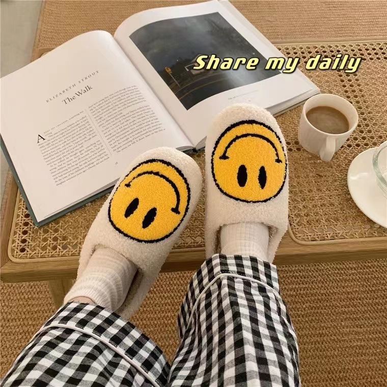 2021 New Cotton Slippers Women's Home Plush Warm Home Indoor Non-Slip Thick Bottom Smiley Face Fur Autumn and Winter