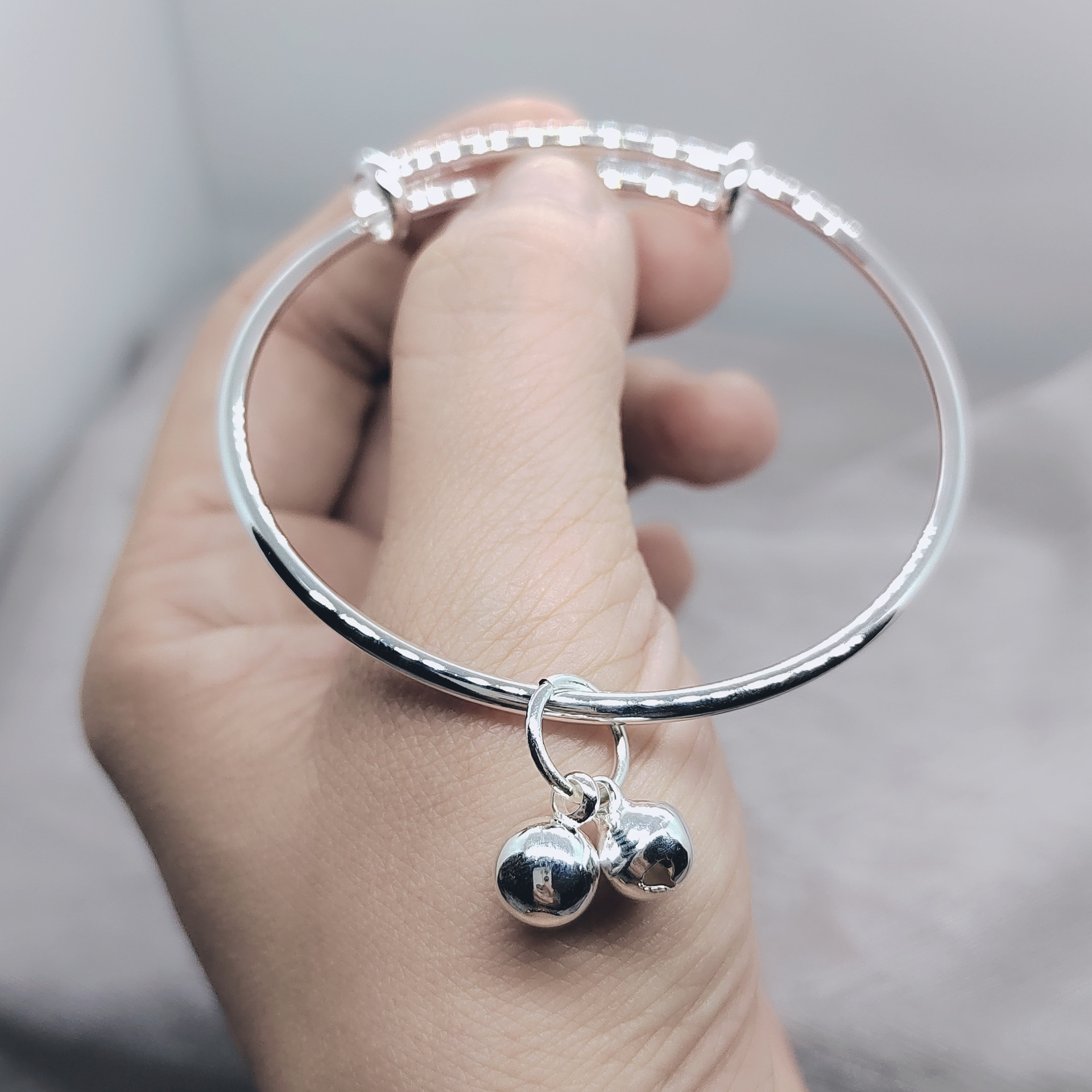 小铃铛手镯