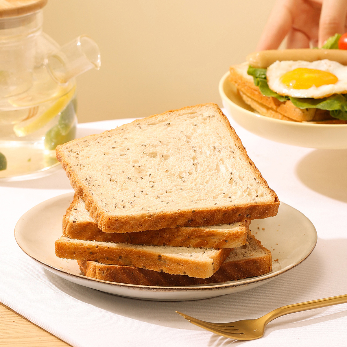 舌里奇亚籽全麦面包吐司批发整箱粗粮早餐营养学生代餐饱腹食品