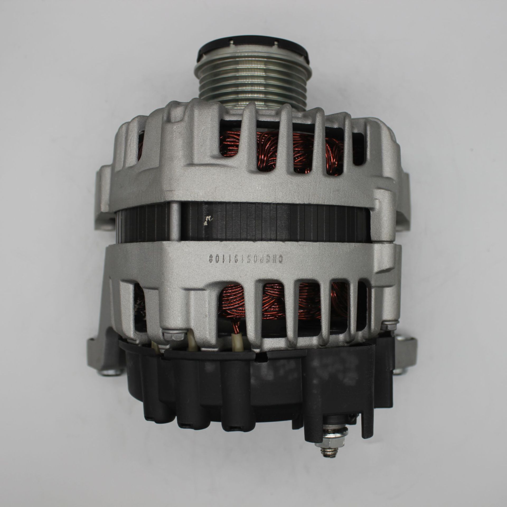 适用于别克科鲁兹1.4汽车交流发电机fg12s048全新-阿里巴巴